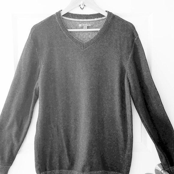Johnston & Murphy Other - Johnston & Murphy Gray Vneck Pullover Sweater  Lrg